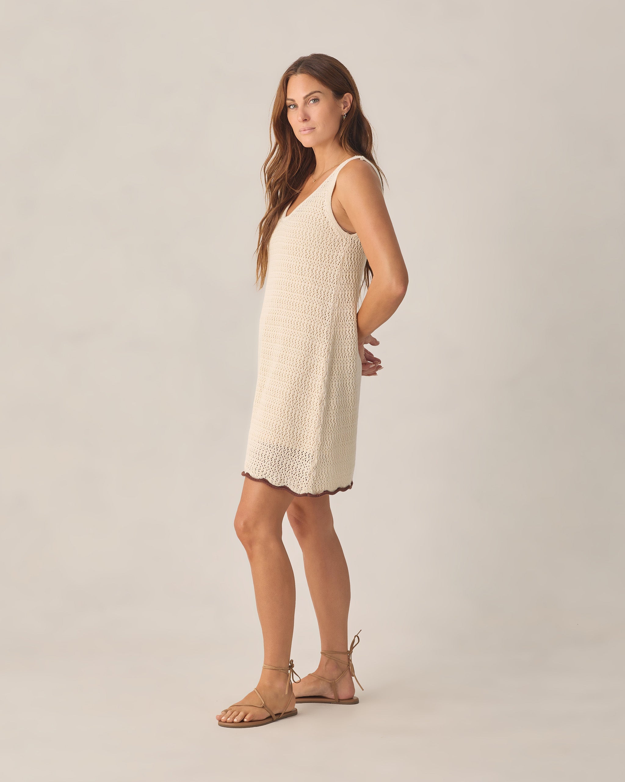 Robe courte débardeur en crochet pour femme, couleur naturelle