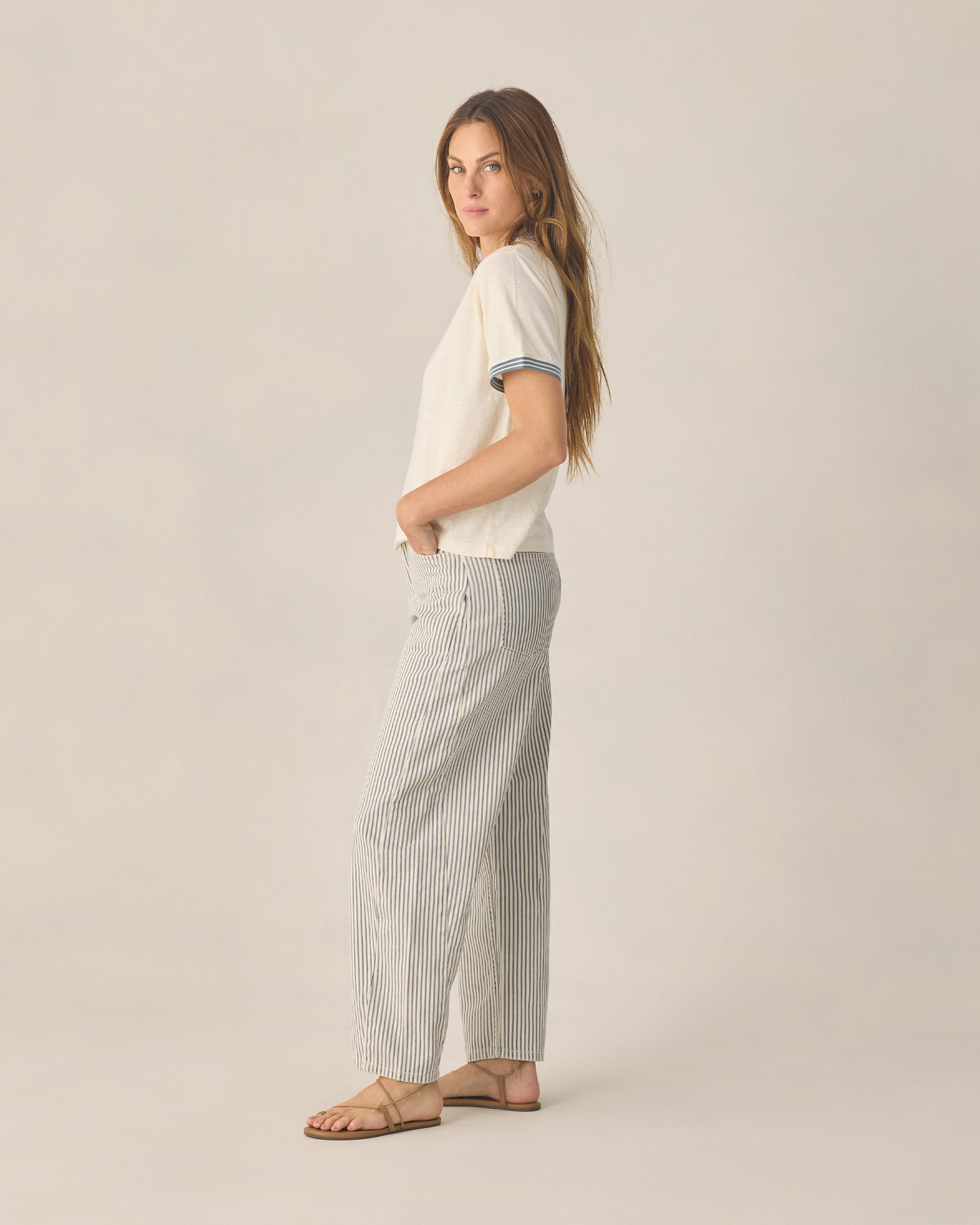 T-shirt à rayures pour femmes avec nœud papillon ancre