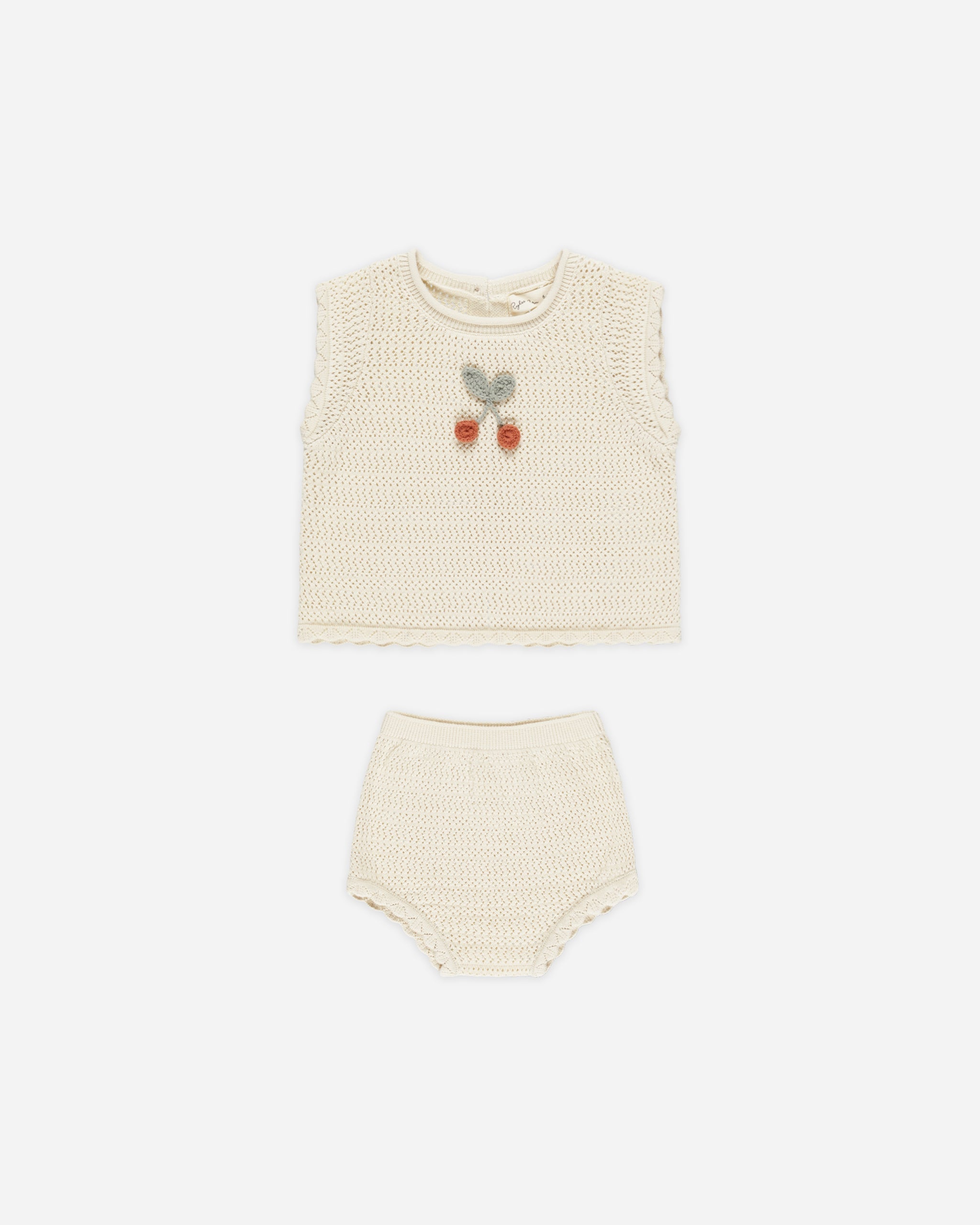 Scallop Knit Baby Set || Cherry