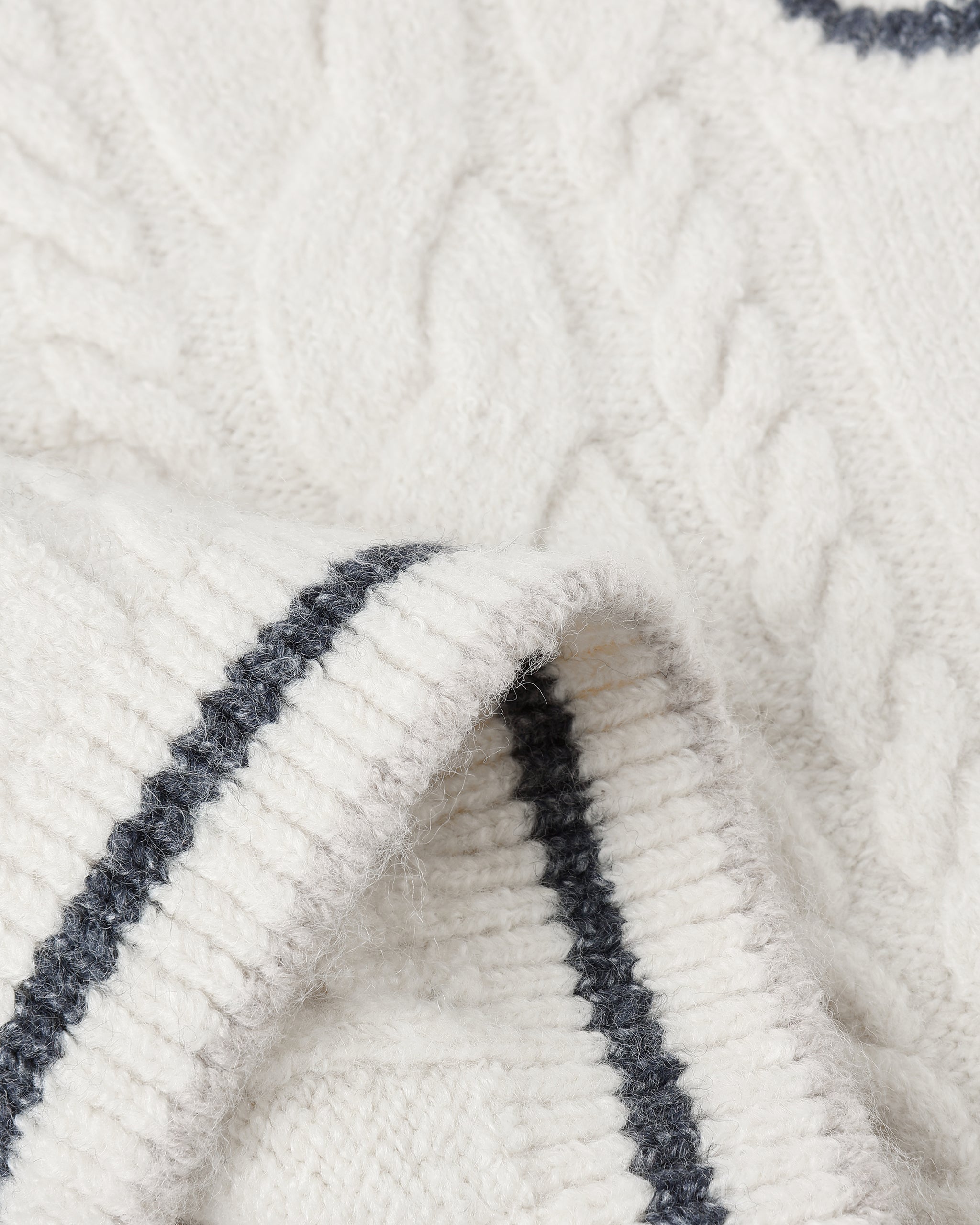 Sweater Vest || Natural