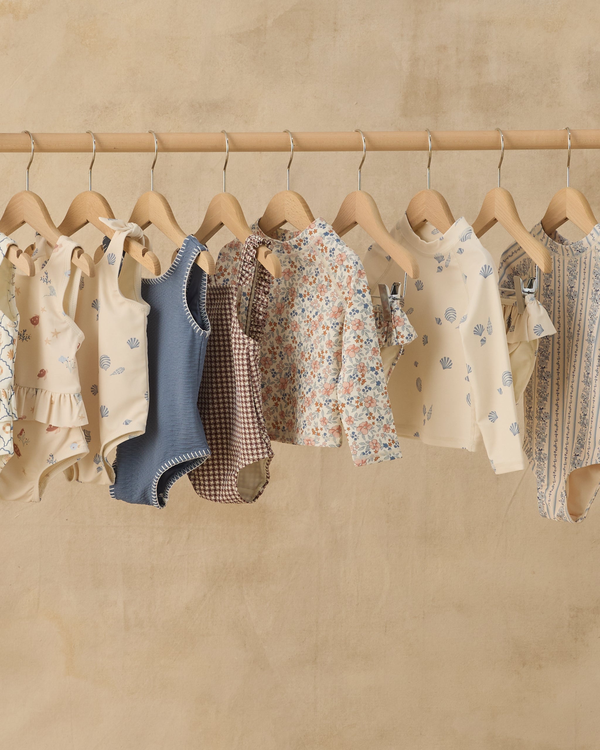 Moxie One-Piece Marine – Rylee + Cru Canada