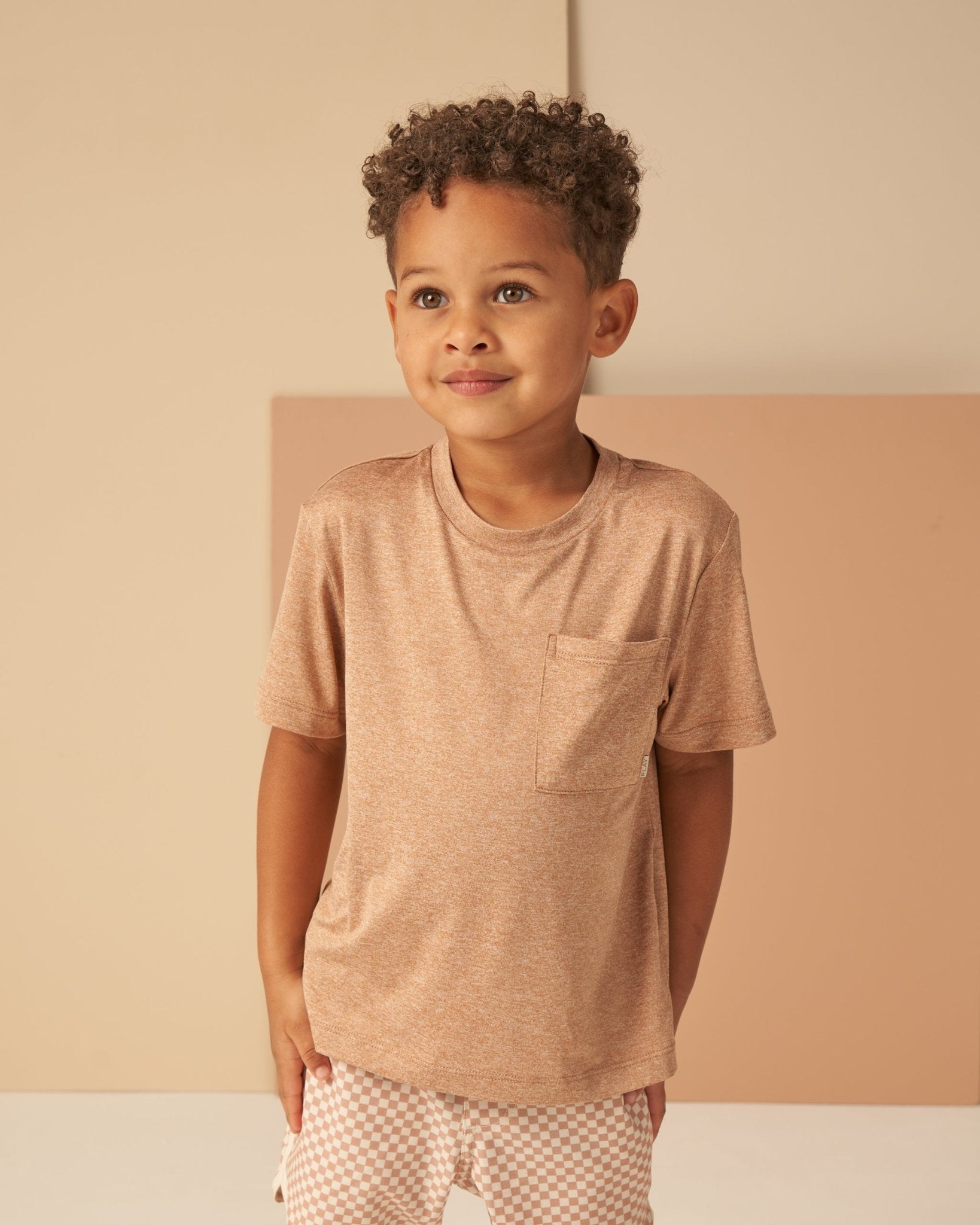 Cove Essential Pocket Tee || Heathered Clay - Rylee + Cru Canada