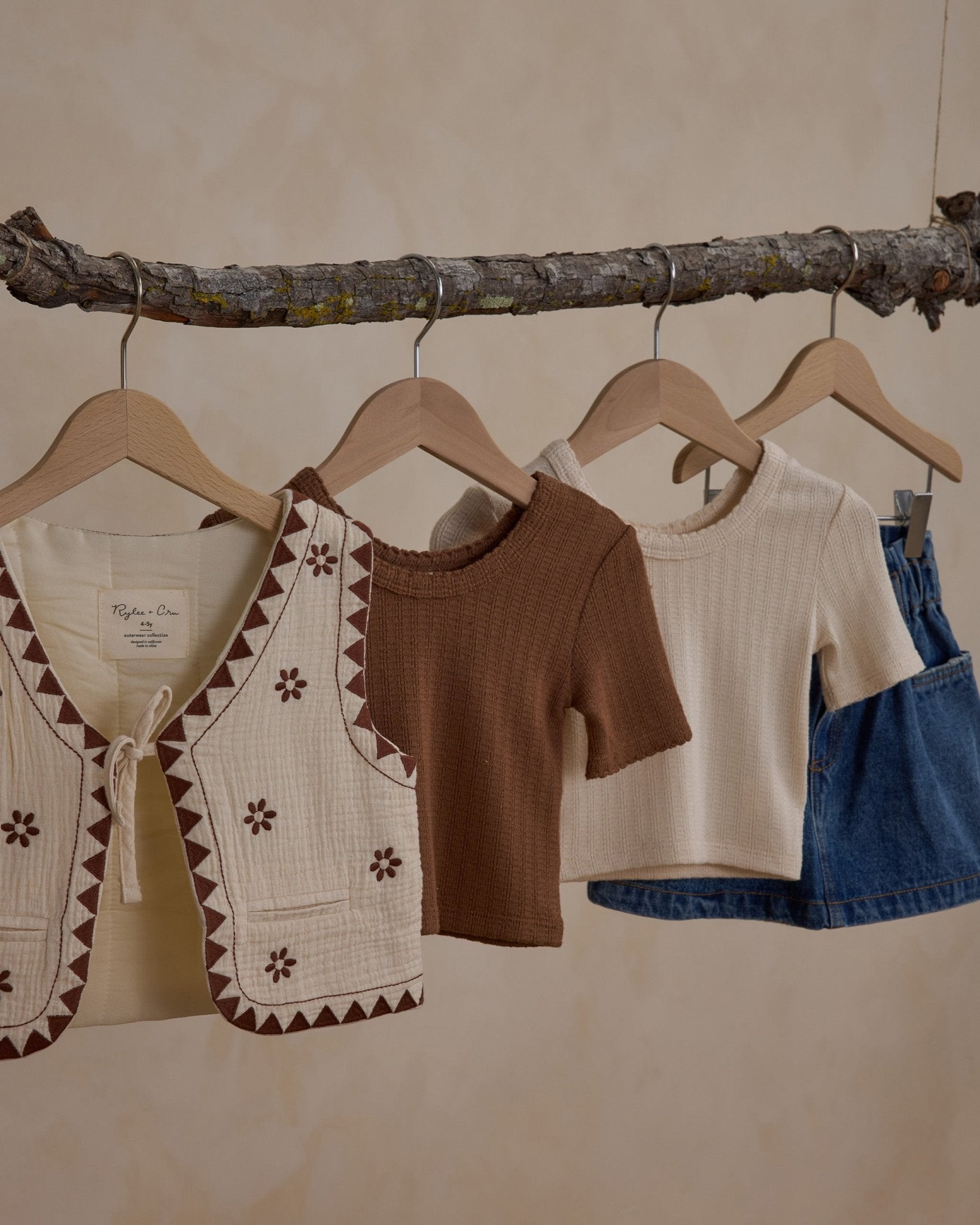 Embroidered Vest || Natural - Rylee + Cru Canada