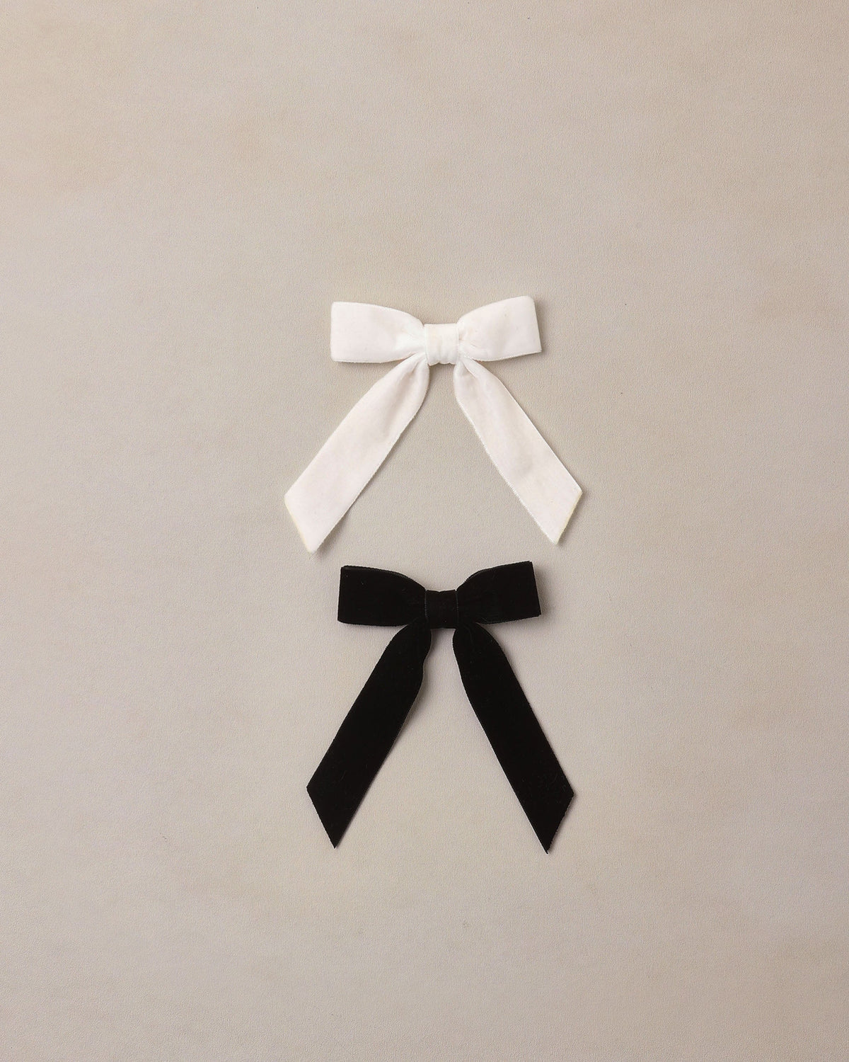Velvet Bows Set Black, Ivory