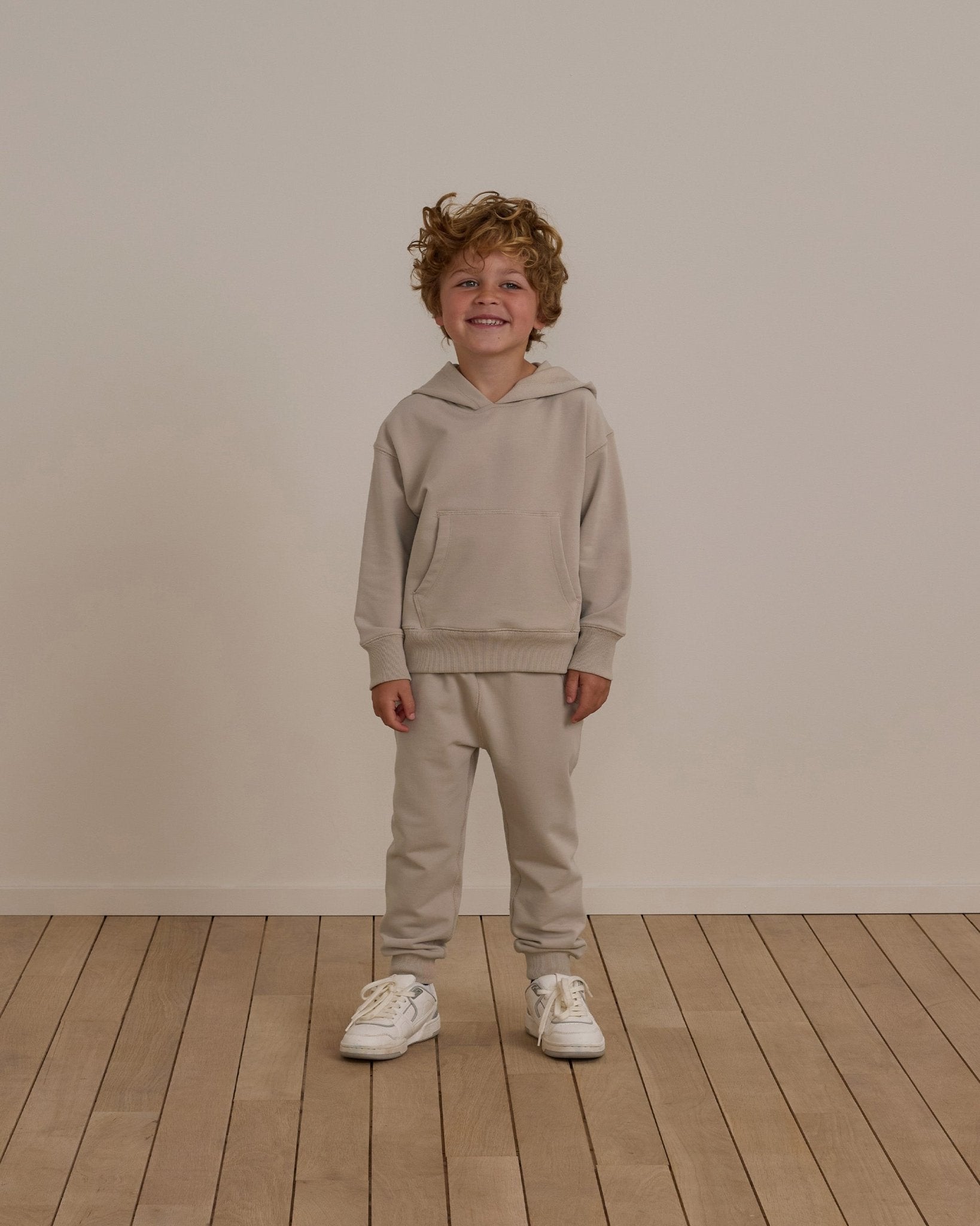Freestyle Sweatpant | Pebble - Rylee + Cru Canada