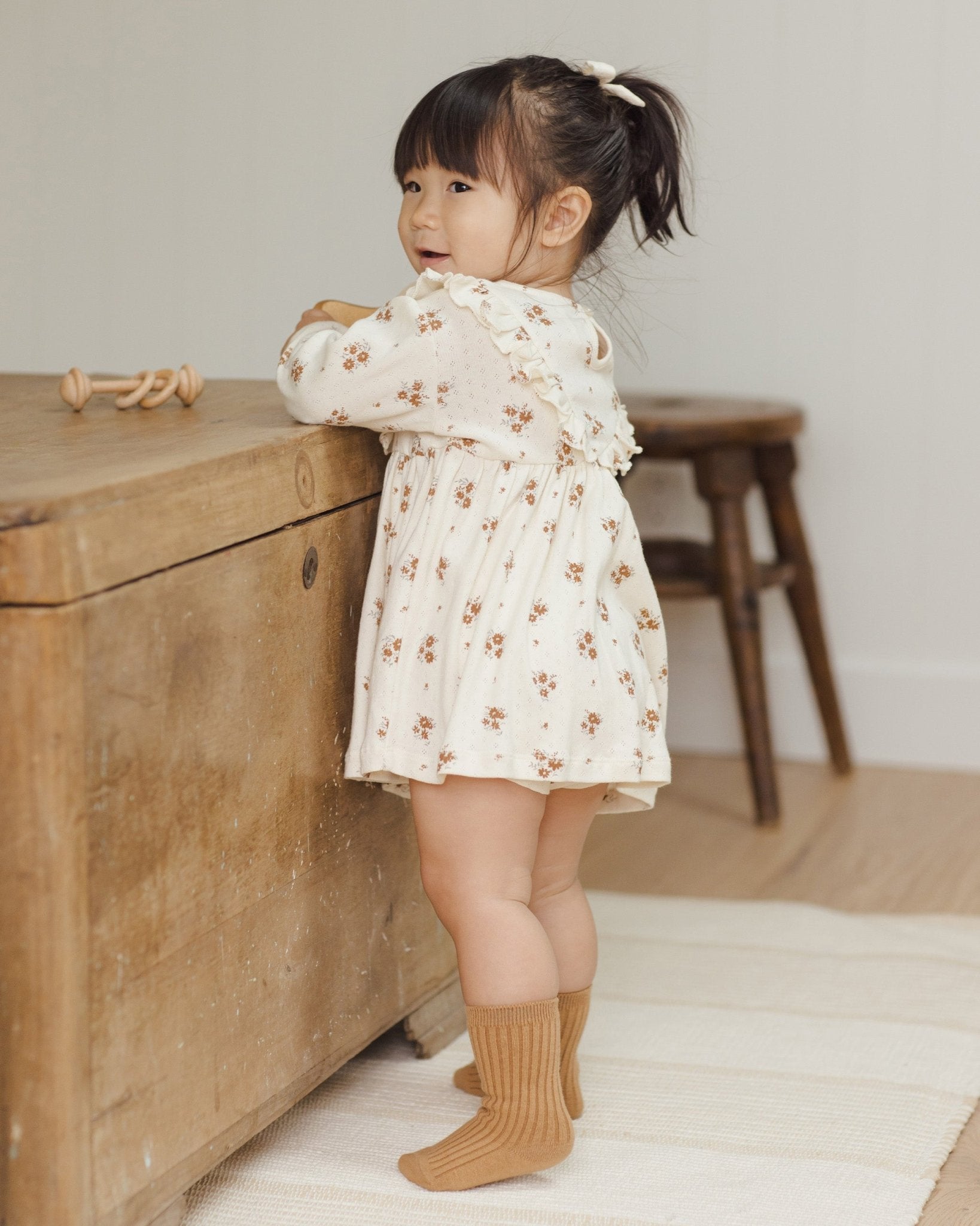 Long Sleeve Ruffle V Dress || Autumn Flora - Rylee + Cru Canada