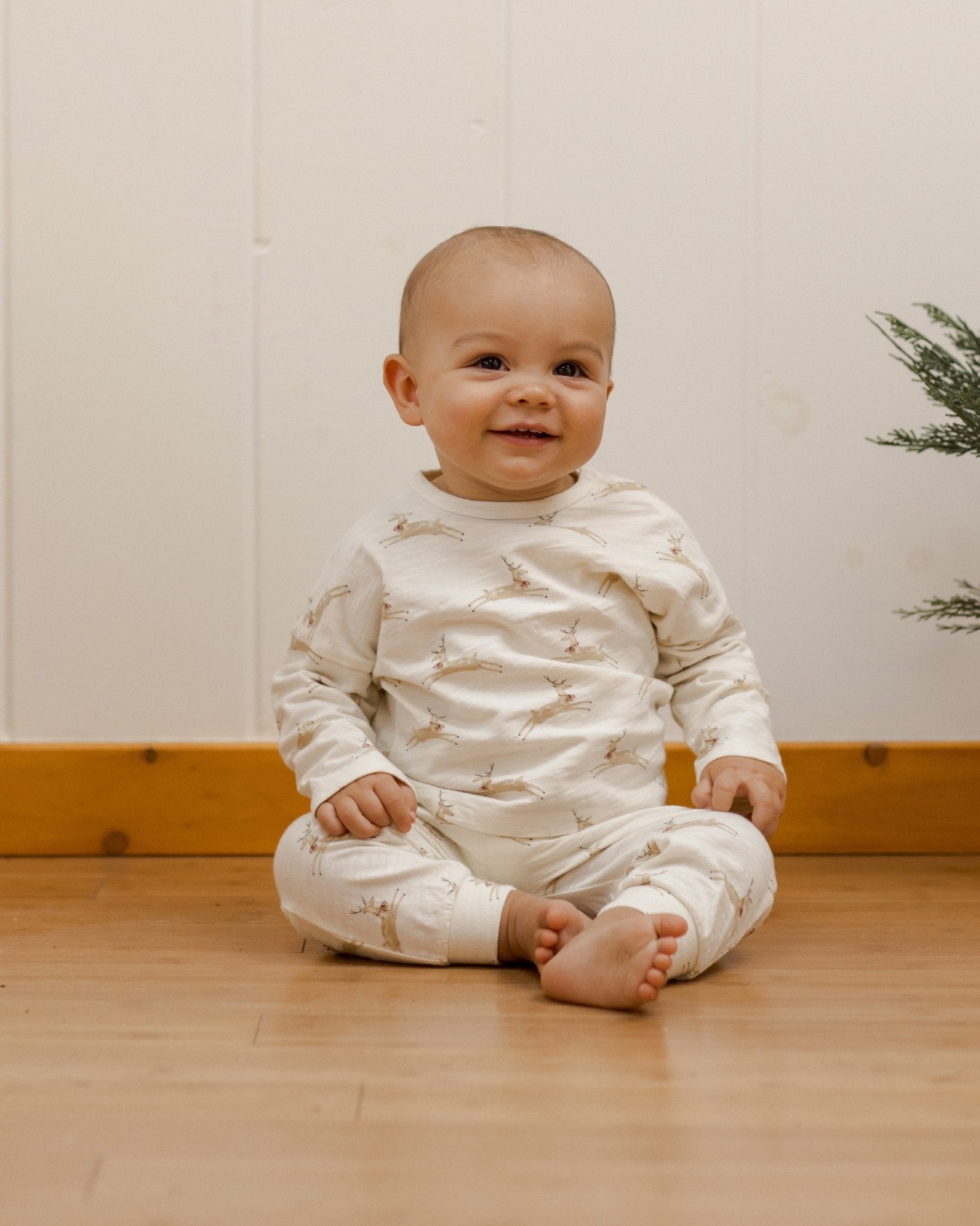 Long Sleeve Tee + Pant Set || Reindeer* - Rylee + Cru Canada