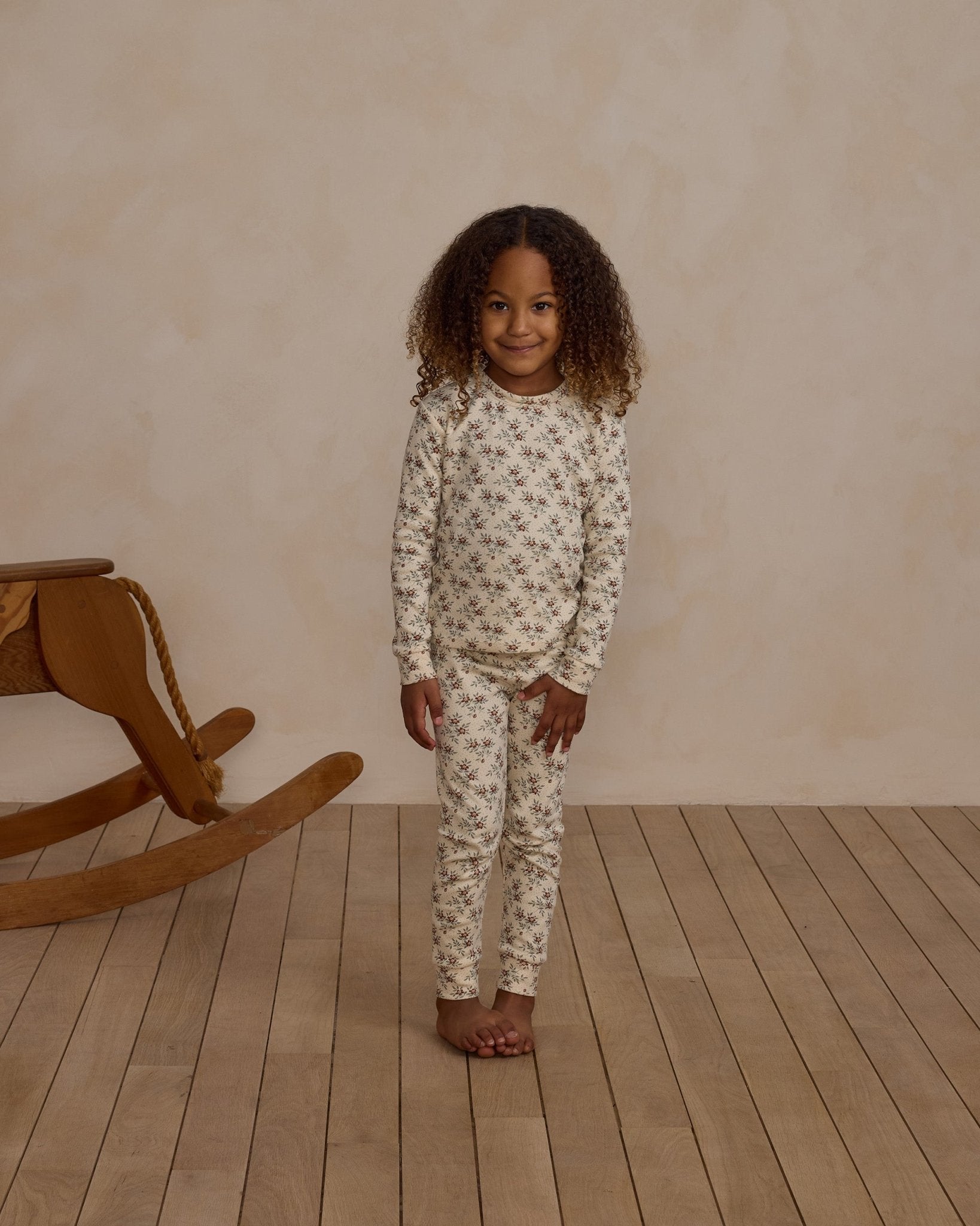 Organic Long Sleeve Pajama Set || Holiday Floral - Rylee + Cru Canada