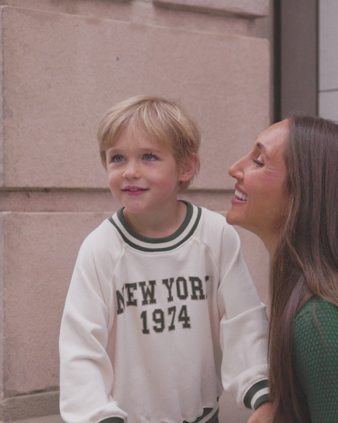 Oversized Raglan Sweatshirt || New York