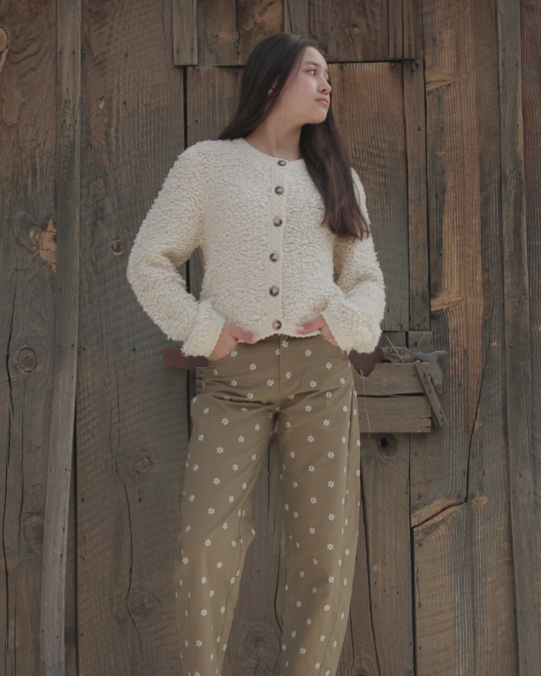 Teen Barrel Pant Embroidered Daisies
