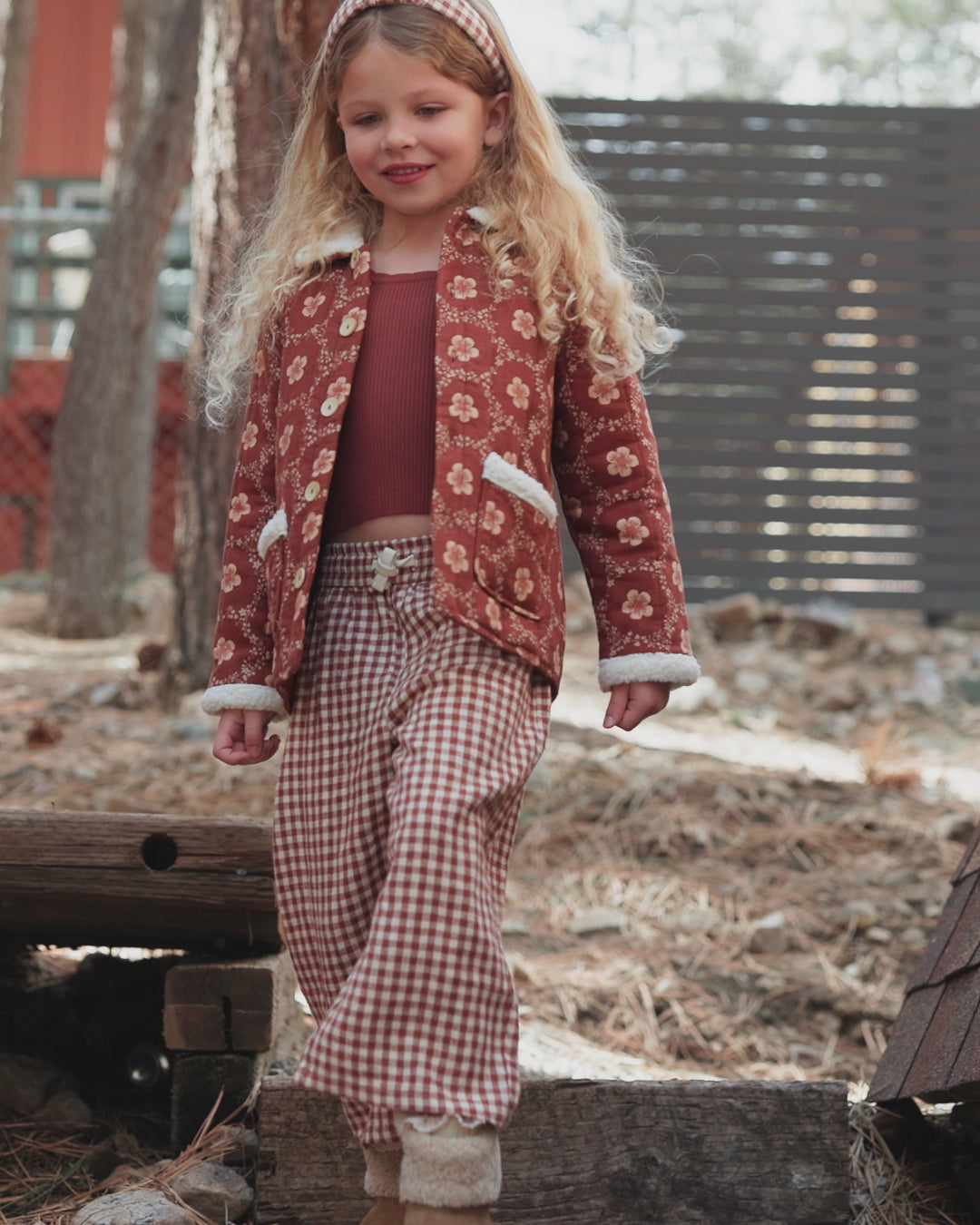 Quilted Coat Brick Daisies
