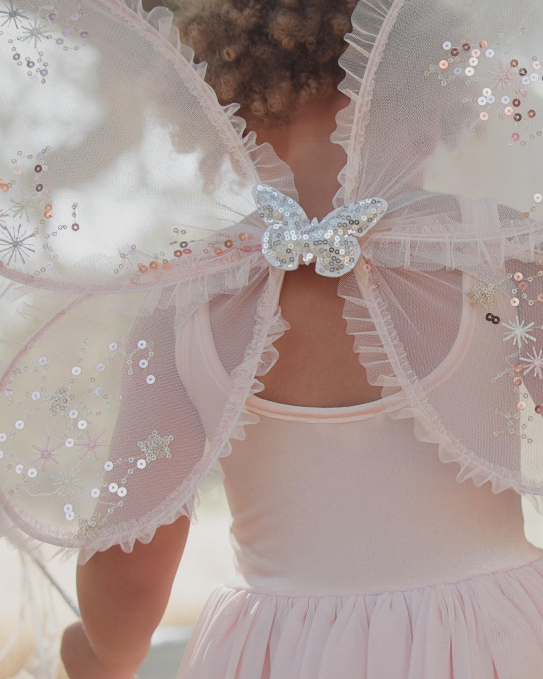 Ailes roses