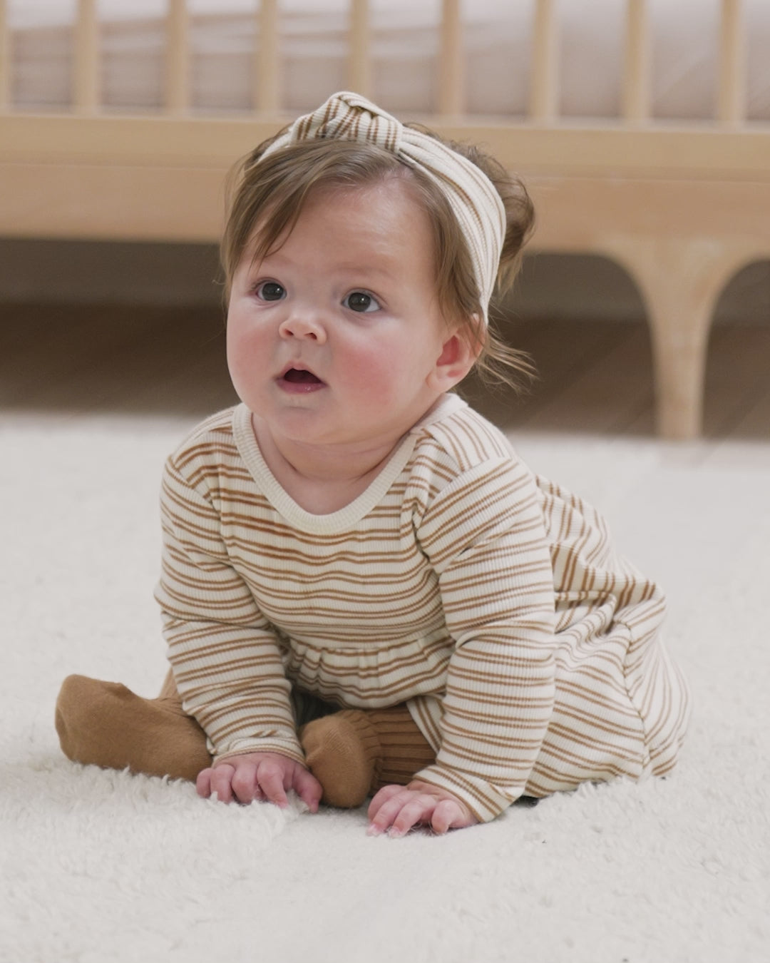 Ribbed Knotted Headband || Golden Stripe