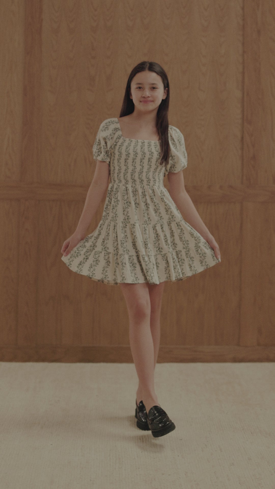 Emily Dress || Green Vines - Teen
