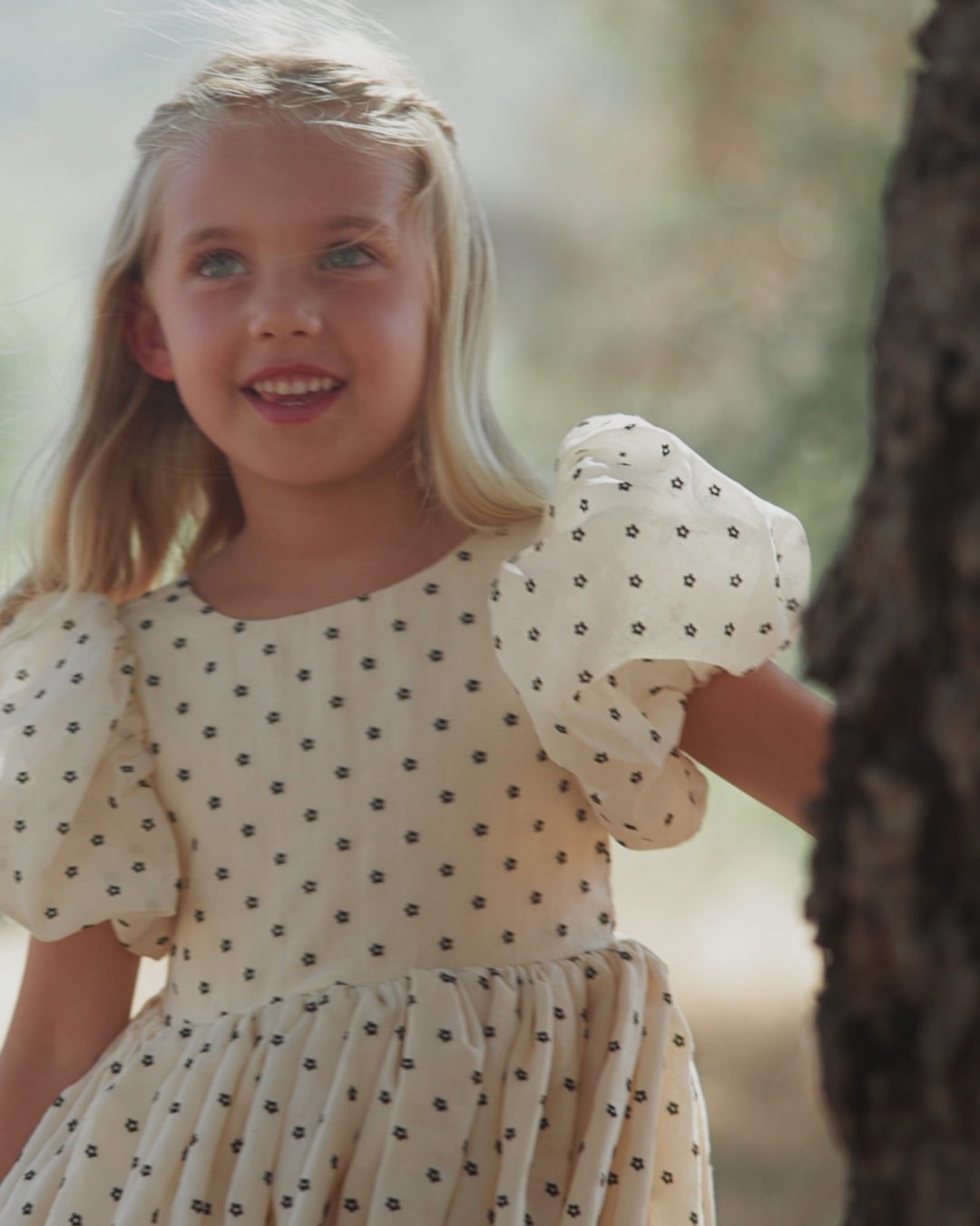 Robe Sofia Black Daisy