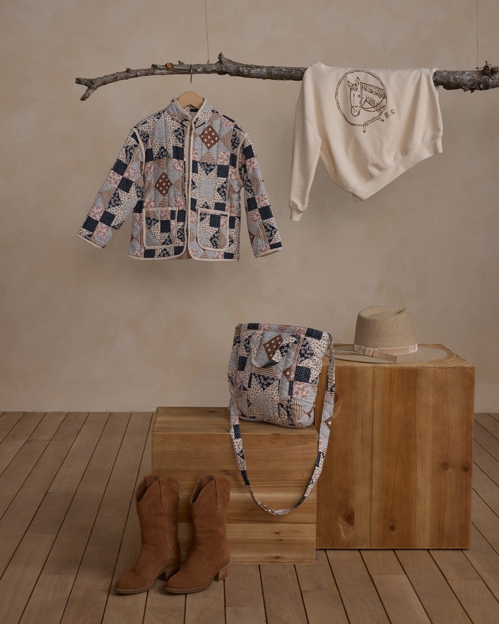 ジャケット・アウター Back Channel REVERSIBLE QUILTING JACKET Back Channel・REVERSIBLE QUILTING JACKET.