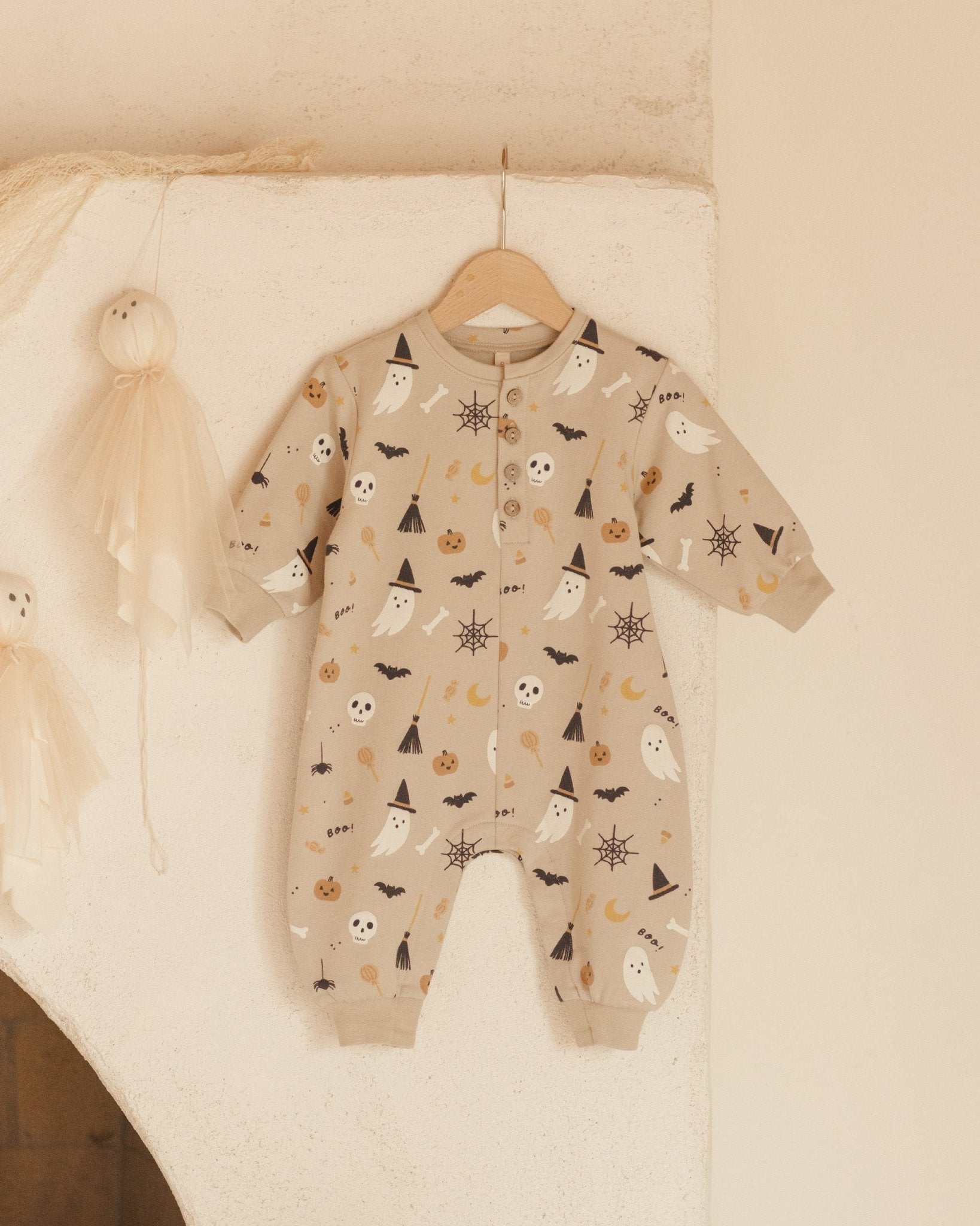 Relaxed Fleece Jumpsuit || Halloween - Rylee + Cru Canada