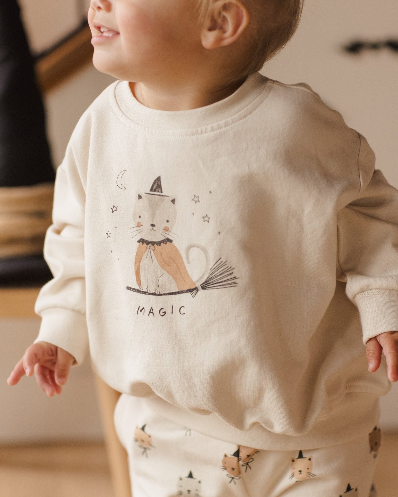 Relaxed Fleece Sweatshirt || Magic - Rylee + Cru Canada