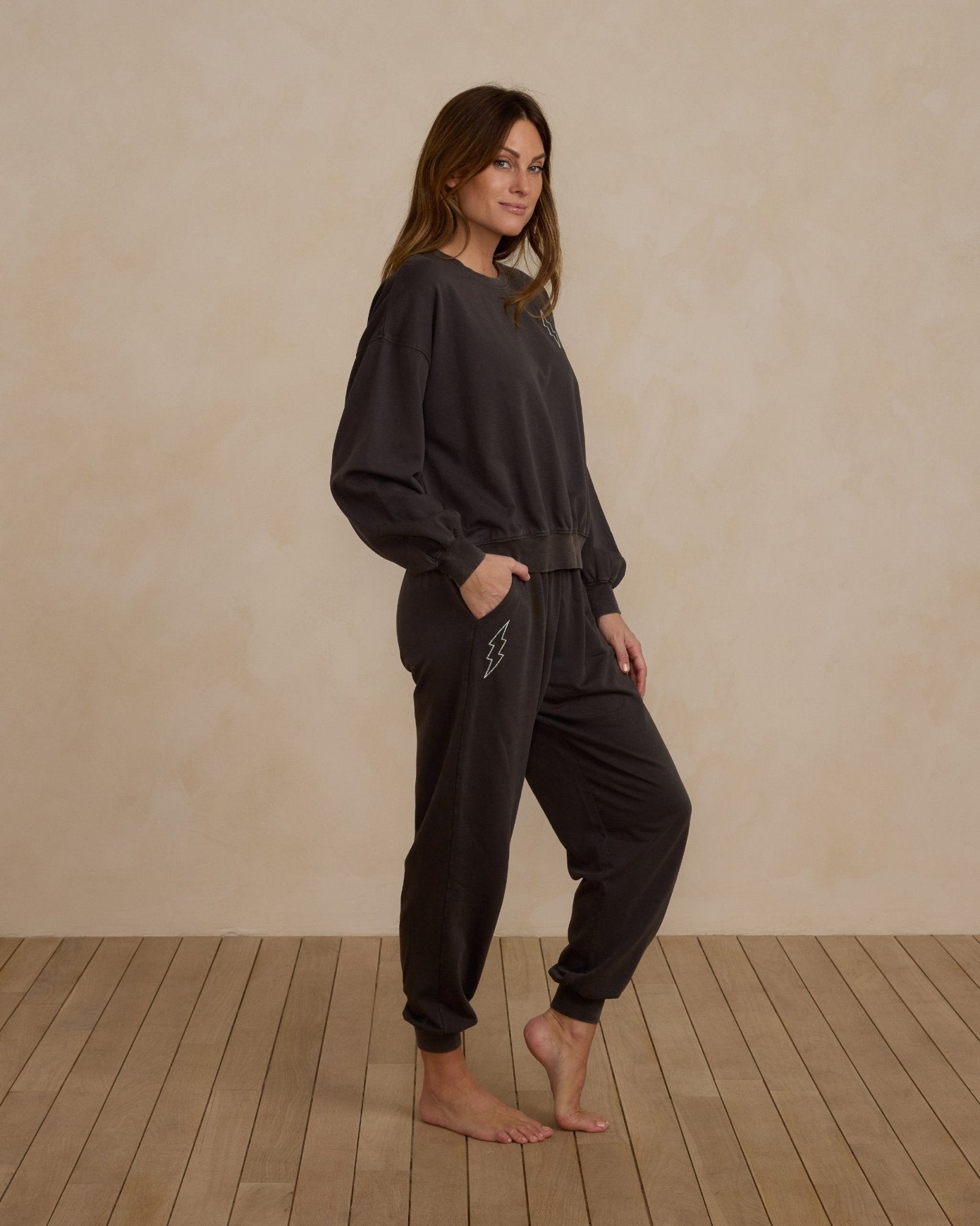 Relaxed Sweatpant | Bolt - Rylee + Cru Canada