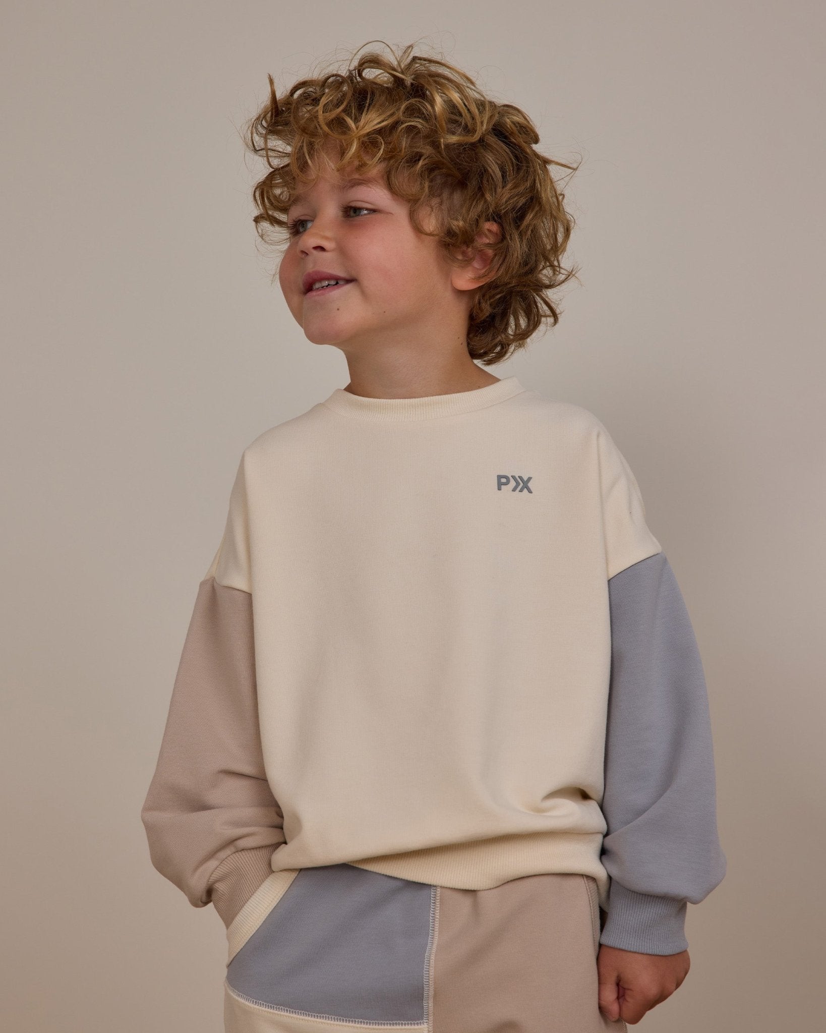 Relaxed Sweatshirt | Color Block - Rylee + Cru Canada