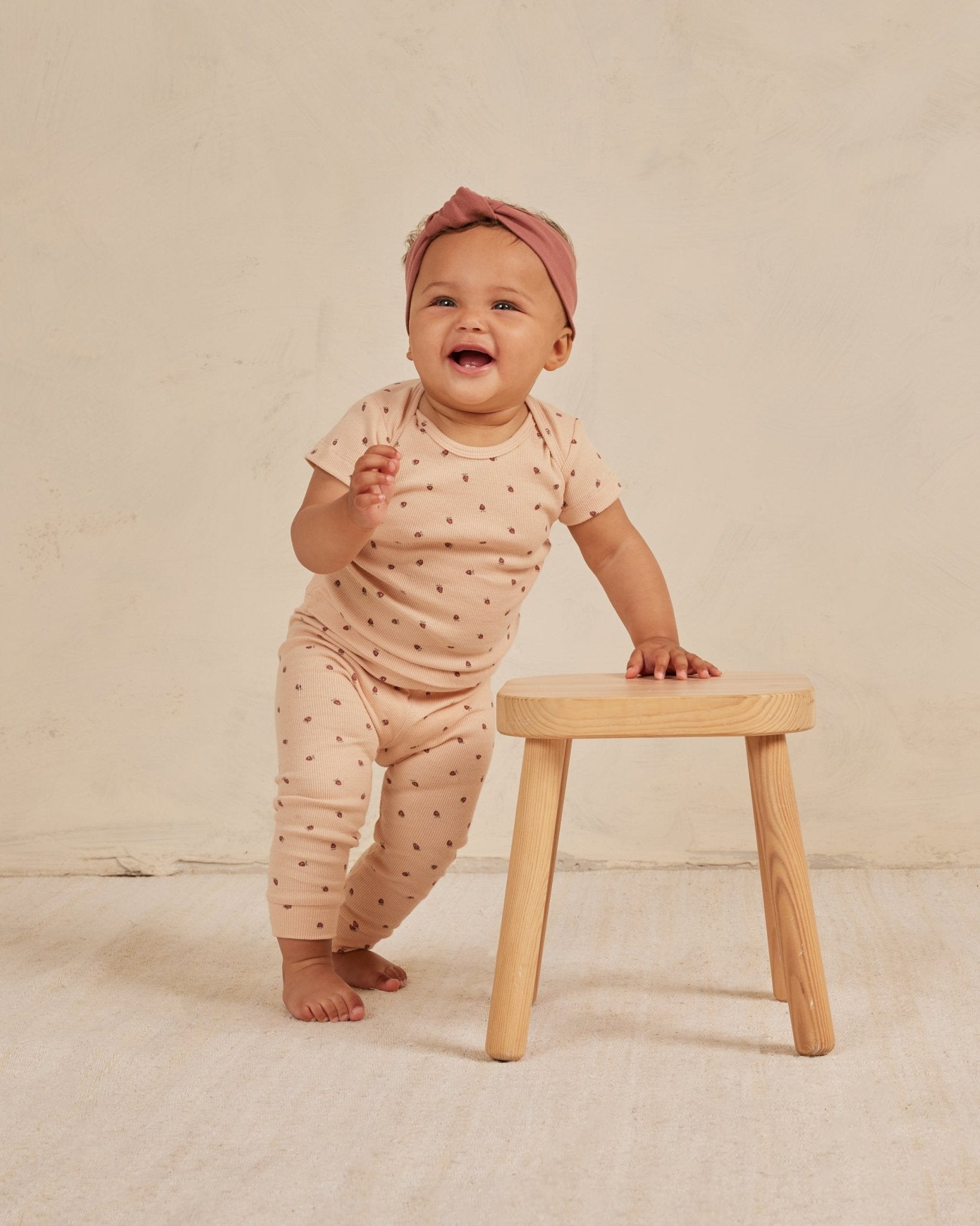 Ribbed Short Sleeve Tee + Legging Set || Strawberries - Rylee + Cru Canada