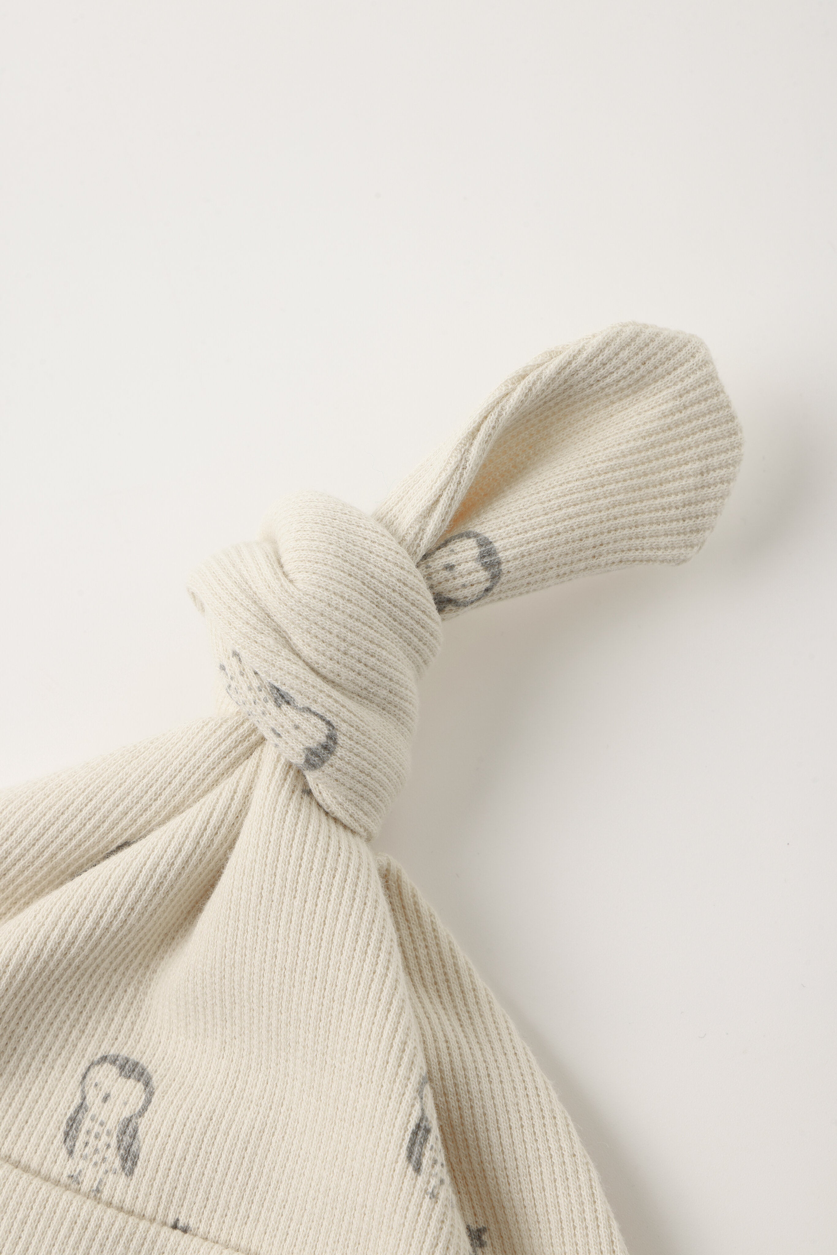 Ensemble robe et bonnet noués pour bébé || Hiboux