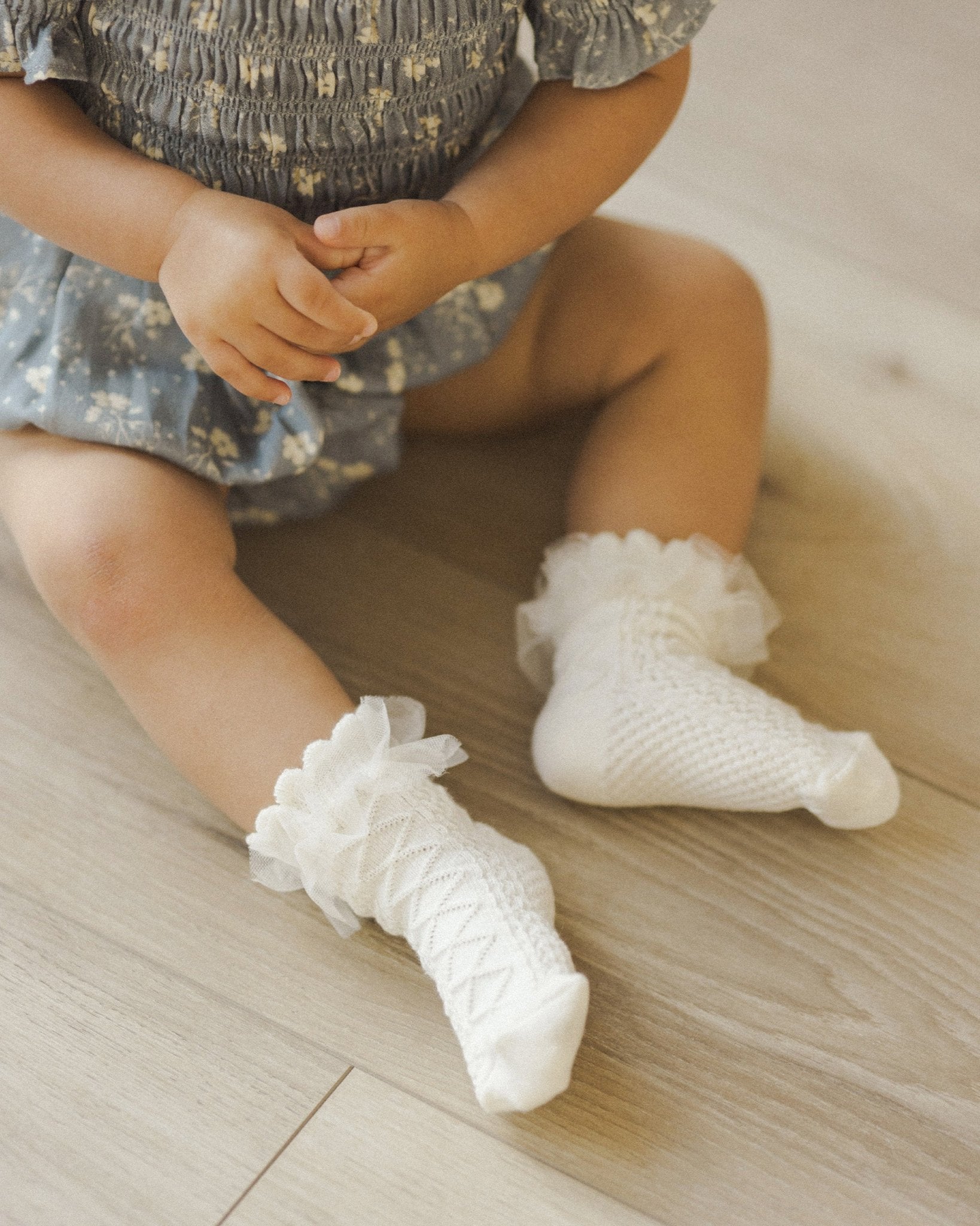 Ruffle Socks || Ivory, Golden - Rylee + Cru Canada