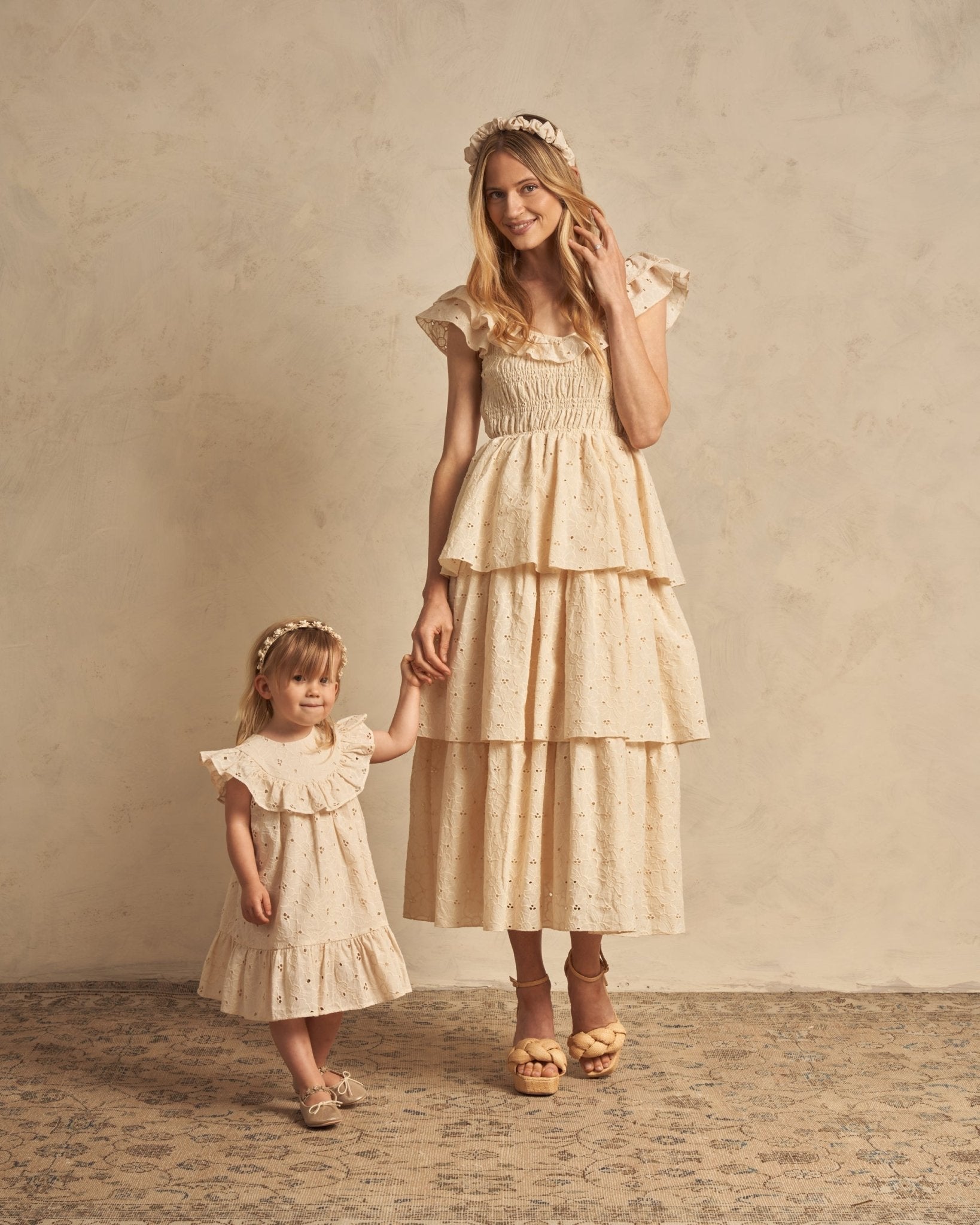 Sienna Dress | Daisy Eyelet - Rylee + Cru Canada