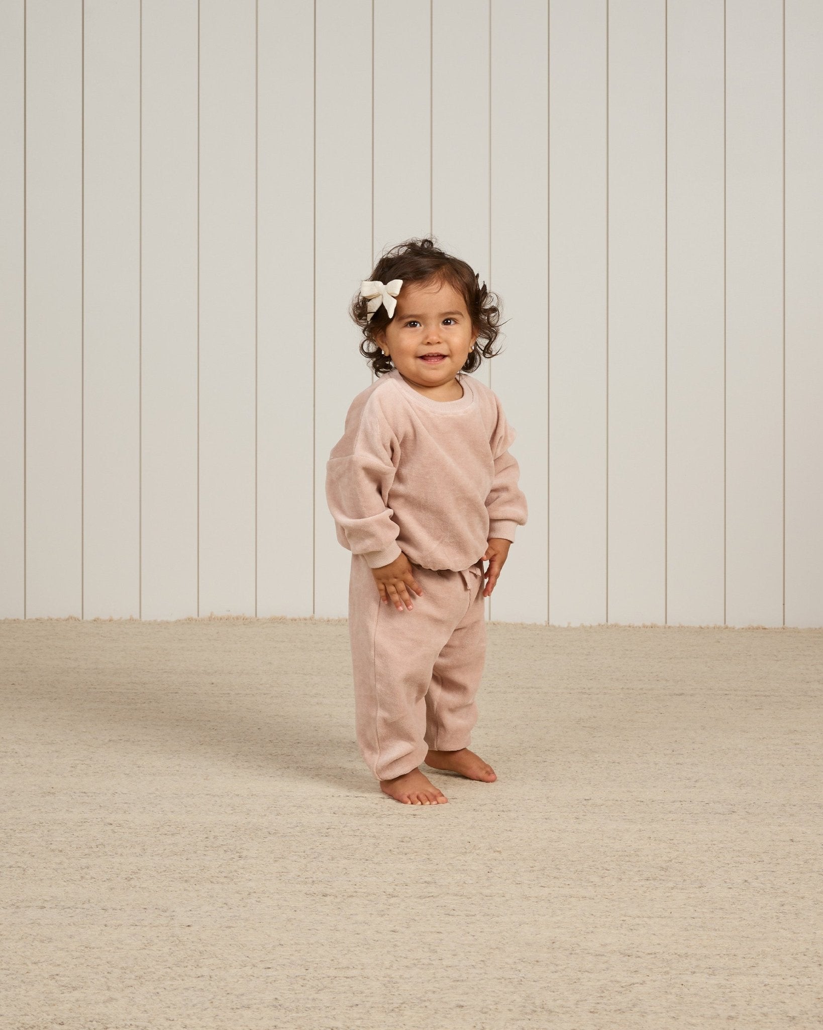 Velour Relaxed Sweatshirt || Blush - Rylee + Cru Canada