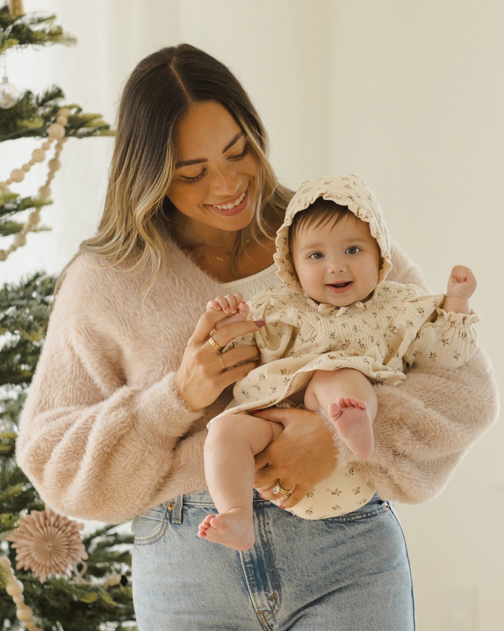 Woven Ruffle Bonnet || Holly Berry - Rylee + Cru Canada